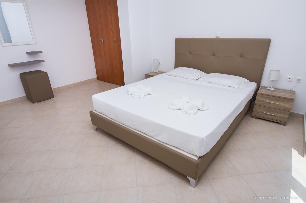 Casa Marinella Apartamento Gennadi Exterior foto