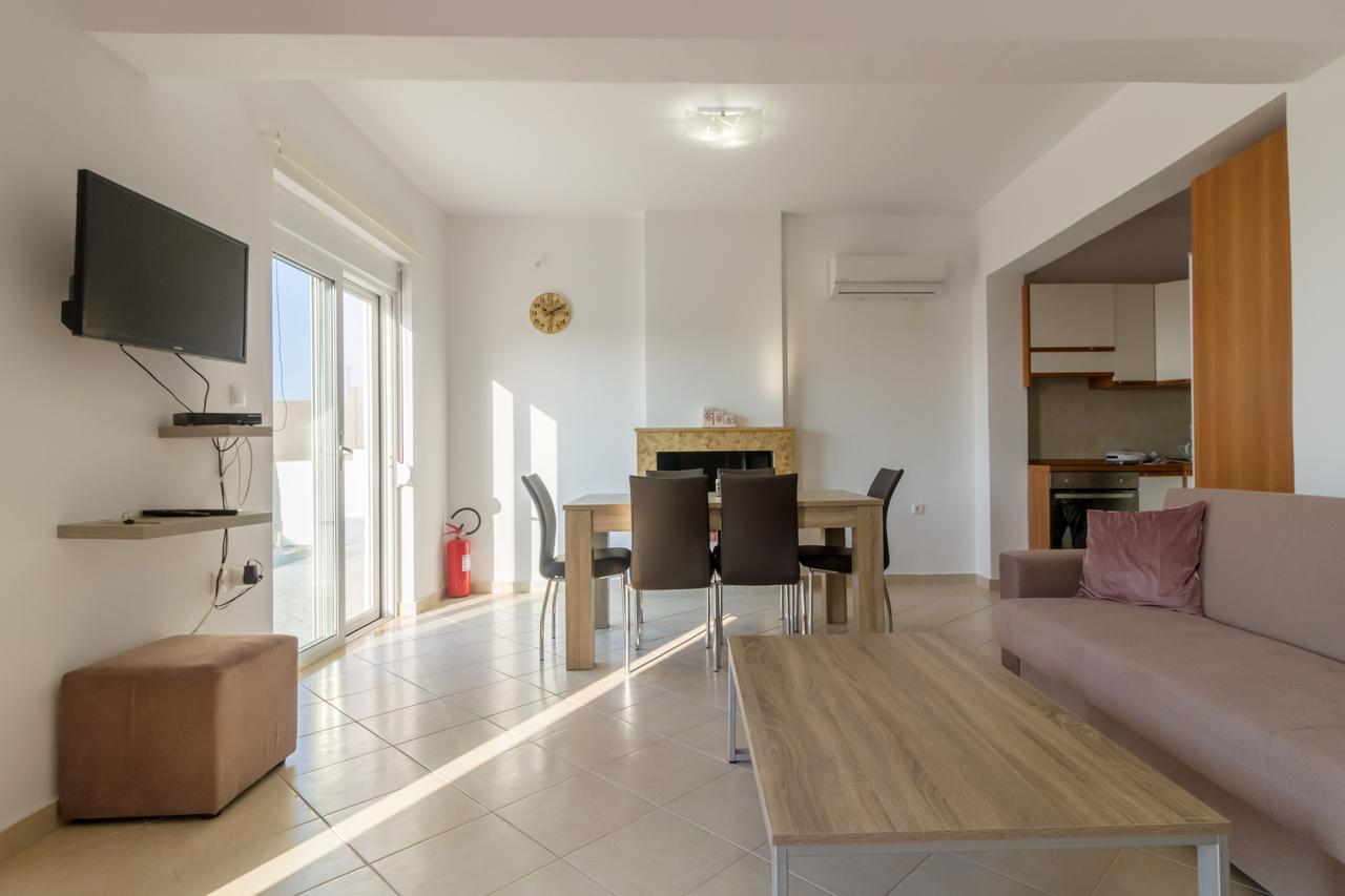 Casa Marinella Apartamento Gennadi Exterior foto
